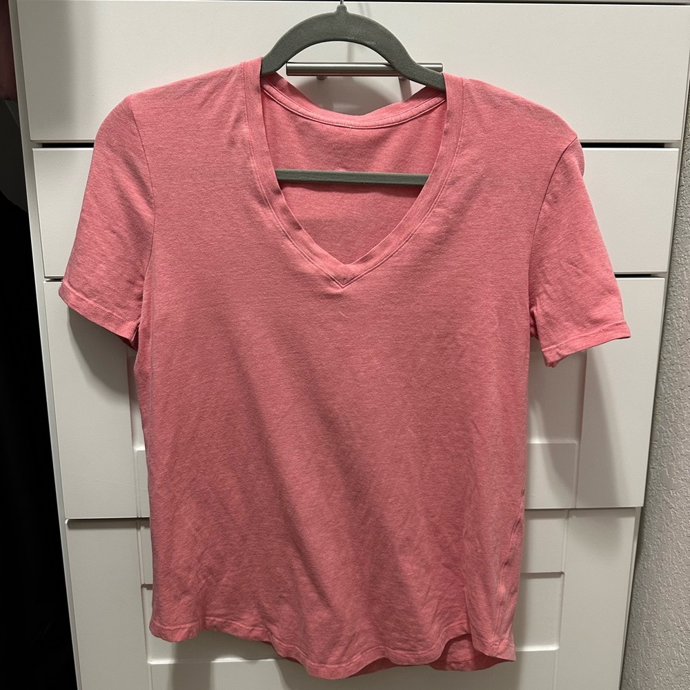 Lululemon Love Vneck Tee